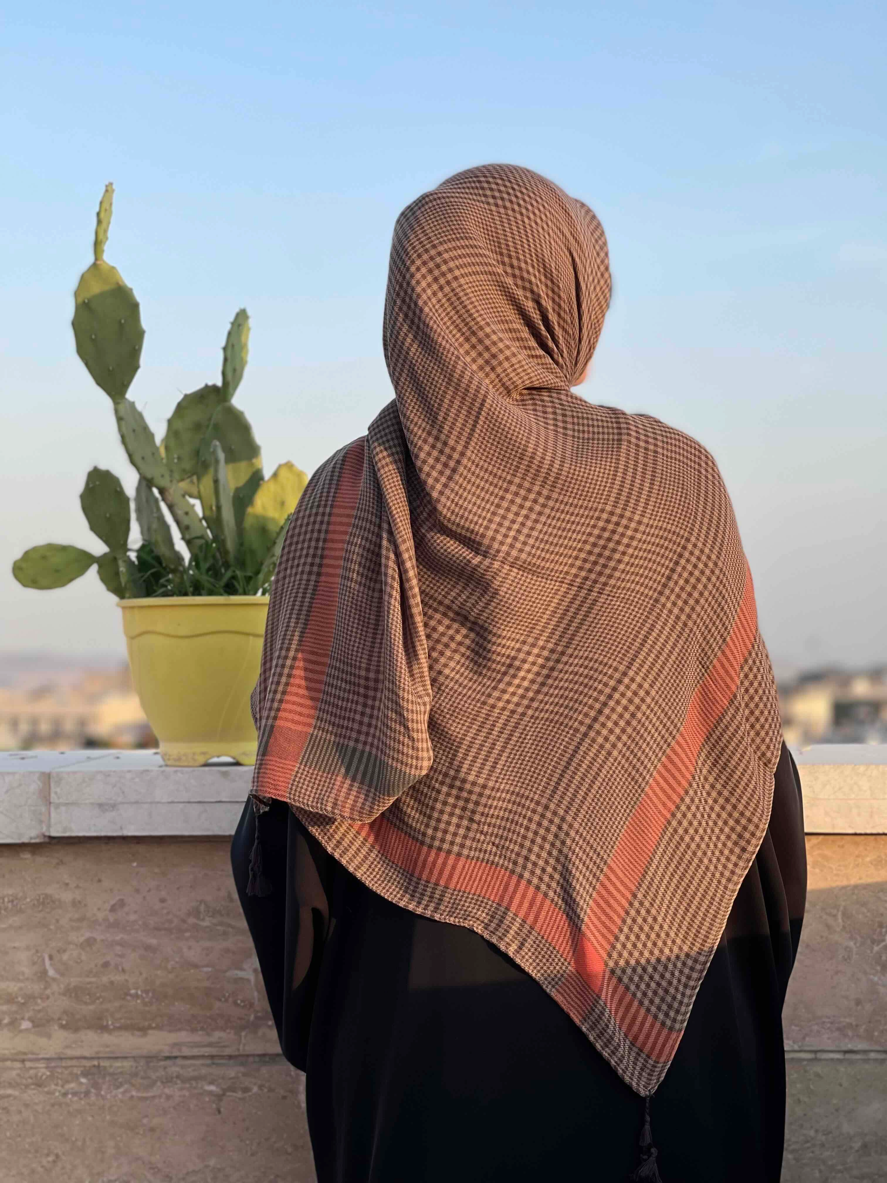 قهوه ای